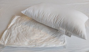Polyester kussen 40/60 cm.