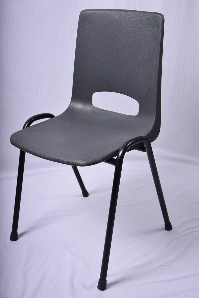 Polyprop stoel za 320